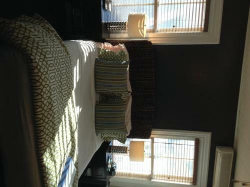 Bed & Breakfast Somerset House Inn