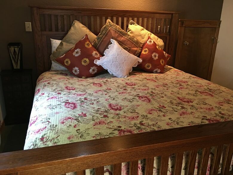 Bed & Breakfast All Seasons Inn
