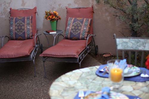 Posada Adobe Village Graham Inn