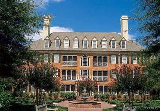 Hotel Marriott's Manor Club At Ford's Colony