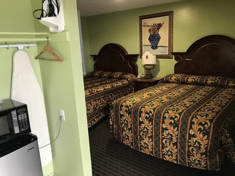 A Fisher�s Inn Motel