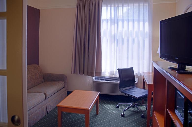Hotel Comfort Suites Mission Valley Seaworld Area