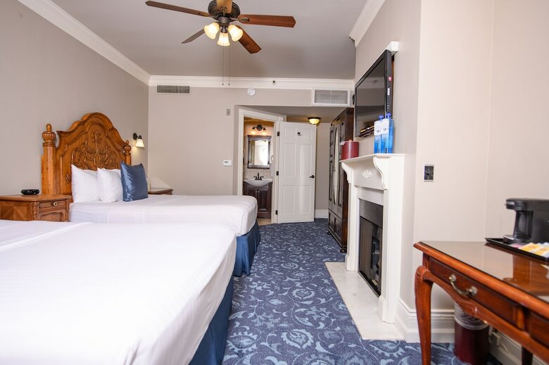Horton Grand Hotel