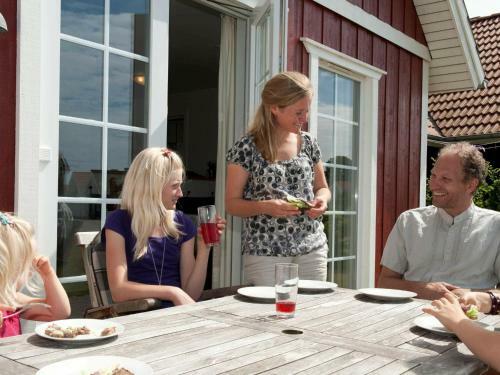 Three-bedroom Holiday Home In Brenderup Fyn 1