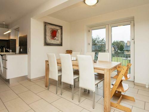 Four-bedroom Holiday Home In Glesborg 17