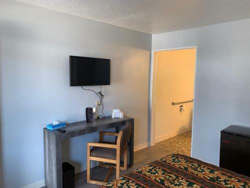 Ez 8 Motel Old Town