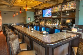 Hotel Gaslamp Plaza Suites