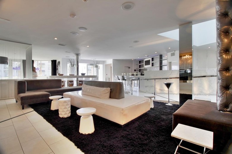 Hotel Serene, A Vegas Resort