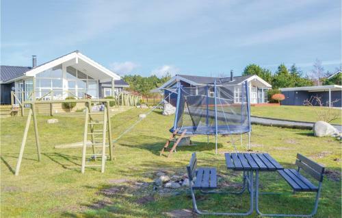 Four-bedroom Holiday Home Ebeltoft With Sea View 04