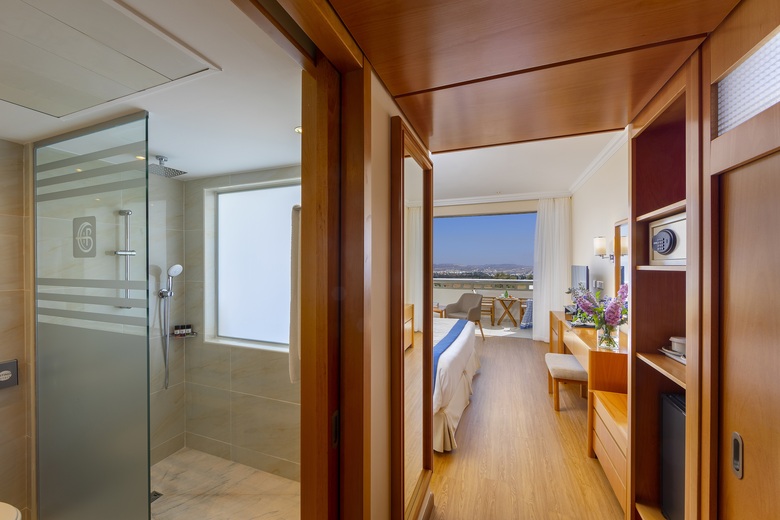 Hotel Constantinou Bros Athena Beach
