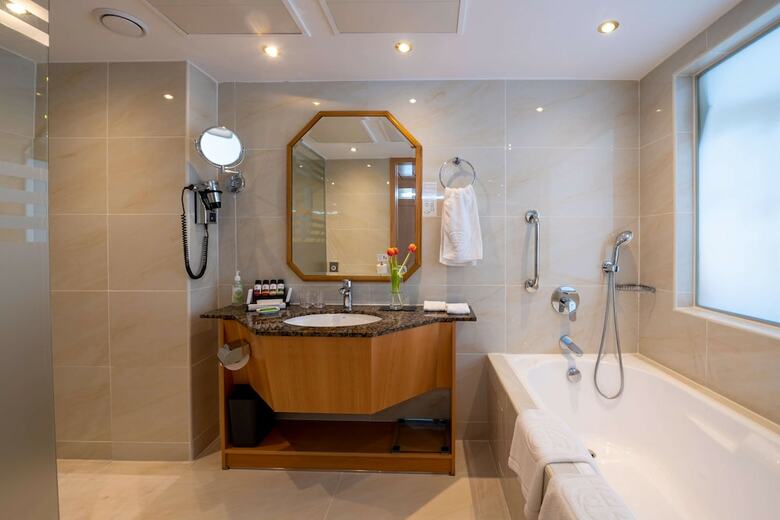 Hotel Constantinou Bros Athena Beach