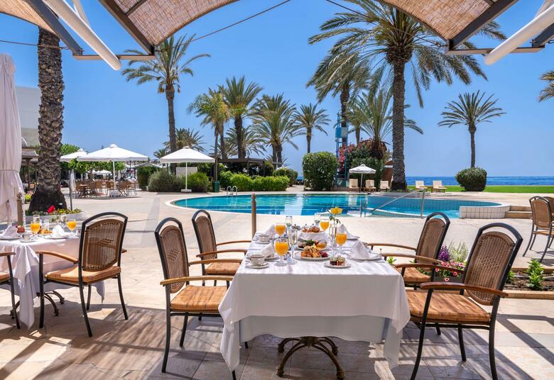 Hotel Constantinou Bros Athena Beach