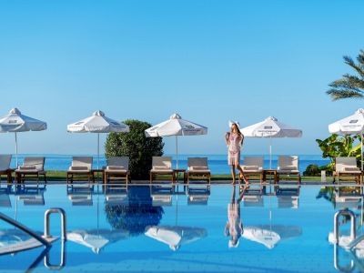 Hotel Constantinou Bros Athena Beach