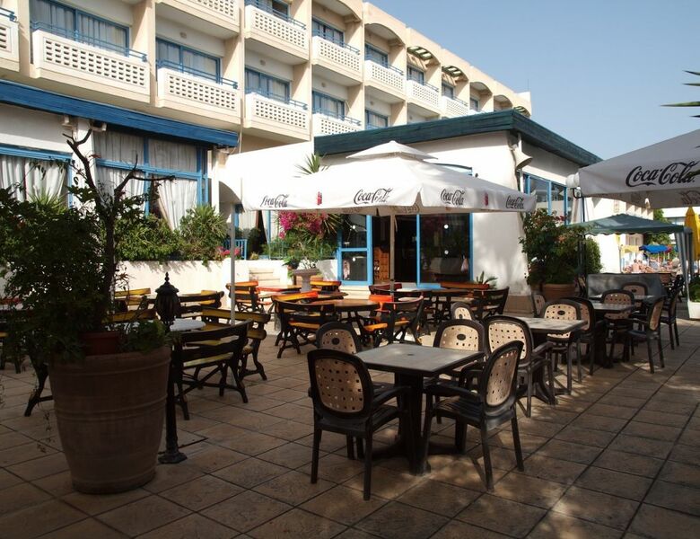 Hotel Paphiessa