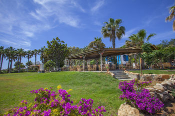 Hotel Cavo Maris Beach