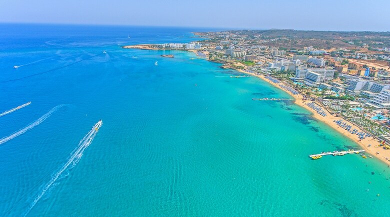 Hotel Silver Sands(.)