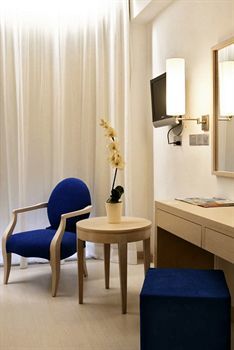 Hotel Vrissiana Beach(.)