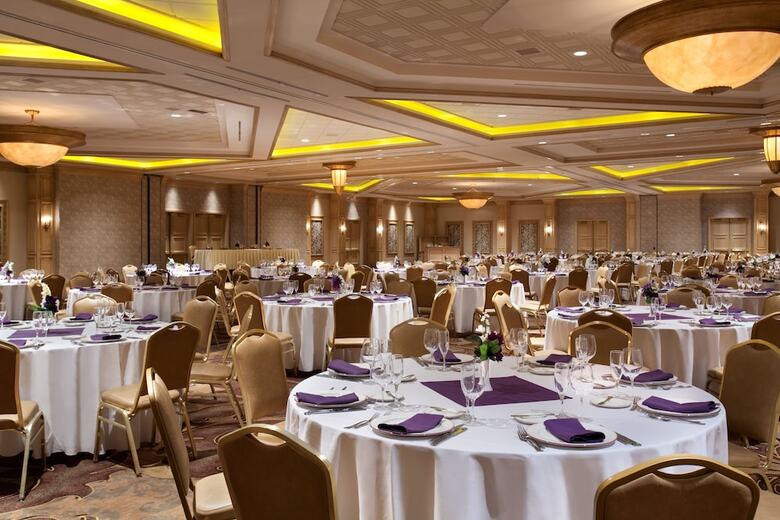 Suncoast Hotel And Casino