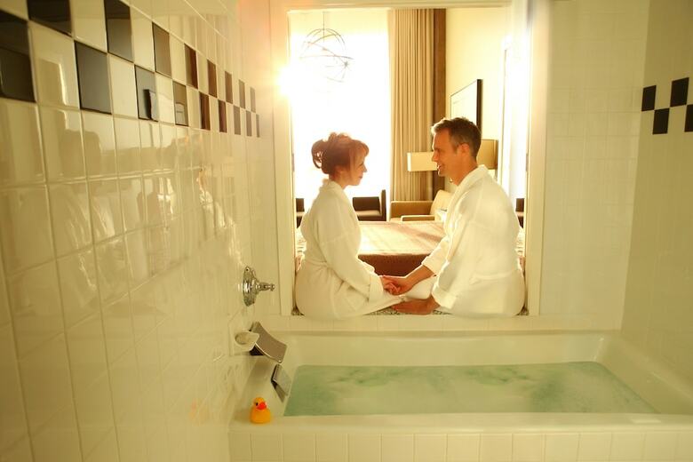 Proximity Hotel
