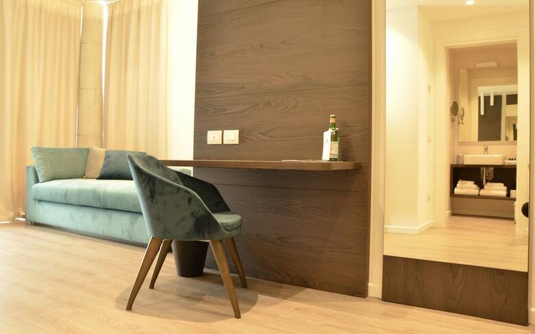 Solho Hotel