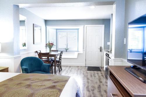 Posada Ocean Echo Inn & Beach Cottages