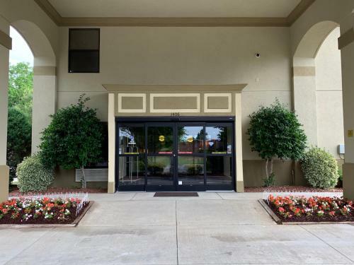 Hotel Inn At Clinton