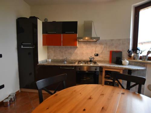 Spacious Apartment In Belvedere Langhe With Terrace