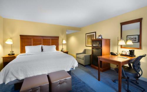 Hotel Hampton Inn Belmont At Montcross