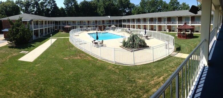Motel Crystal Inn Eatontown