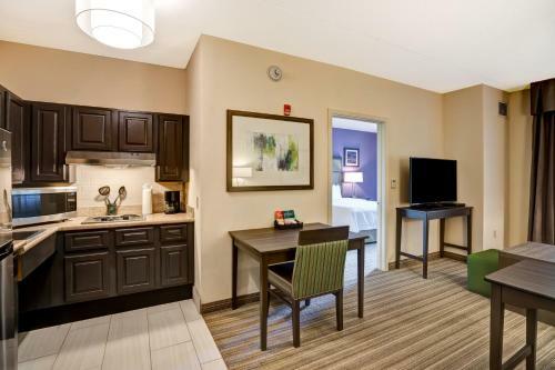 Hotel Staybridge Suites Eatontown-tinton Falls