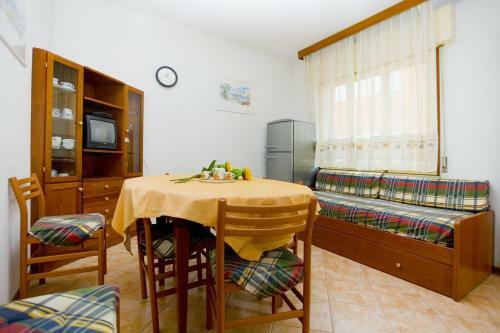 Apartment In Bibione 24539
