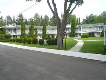 Motel Colonial Inn Harbor Springs