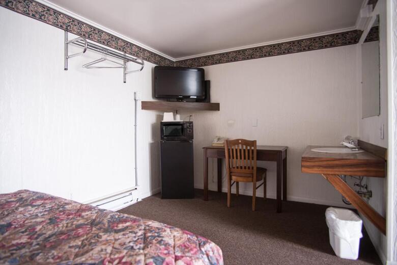 Rosemount Motel