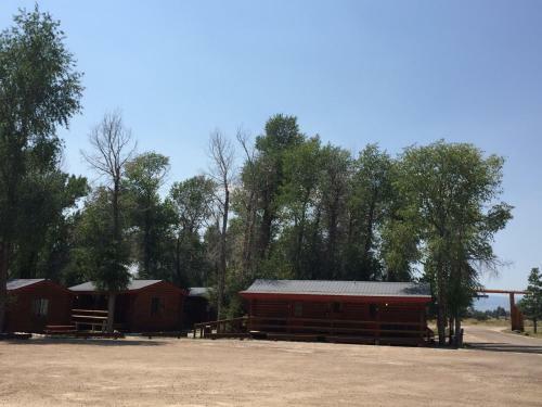 Lodge Teton Valley Cabins