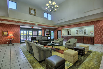 Hotel Comfort Suites Parkersburg South