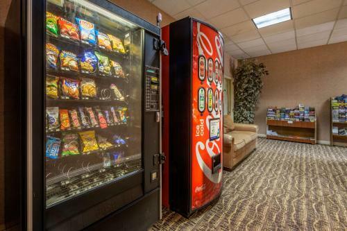 Hotel Econo Lodge Inn & Suites Triadelphia