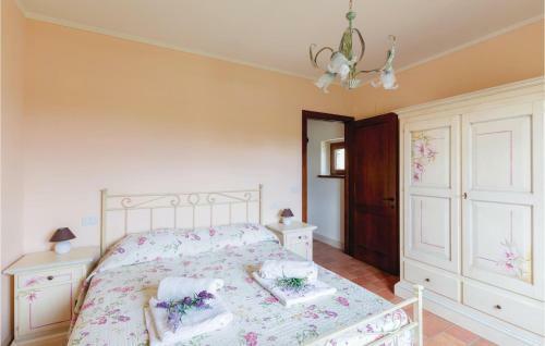 Nine-bedroom Holiday Home In Perugia -pg-