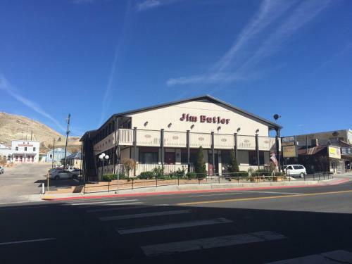 Posada Jim Butler Inn & Suites