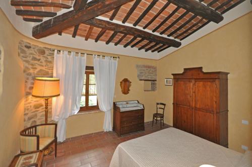 Cortona Apartment Sleeps 18 Pool Air Con Wifi