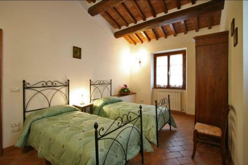 Le Casine-perignano-spinelli Apartment Pool T490370