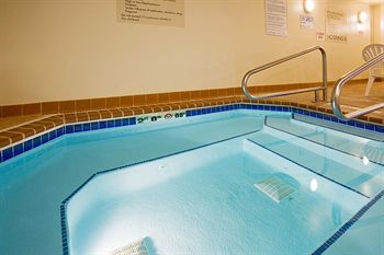 Holiday Inn Express Hotel & Suites Chanhassen