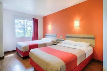 Motel 6 Minneapolis South - Lakeville