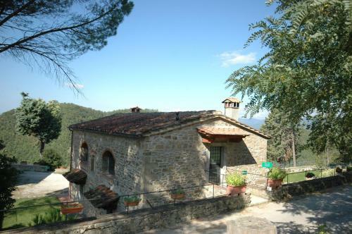Dicomano Apartment Sleeps 6 Pool