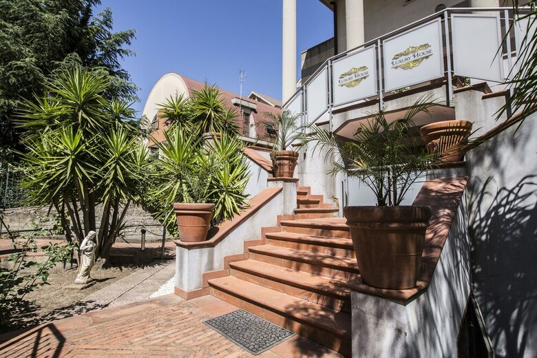 Luxury House