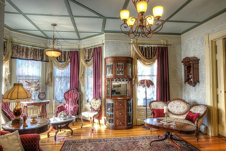 Bed & Breakfast The Wallingford Victorian Inn