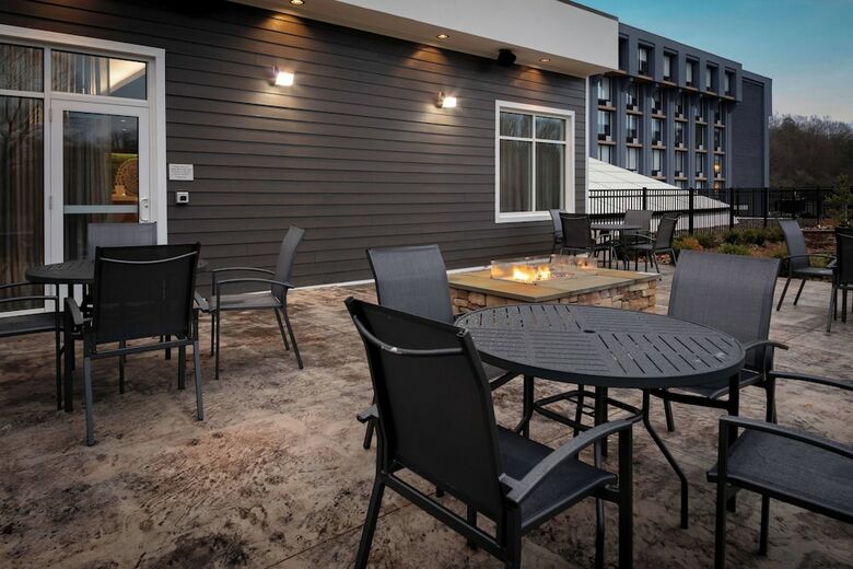Hotel Holiday Inn Springfield South-enfield Ct