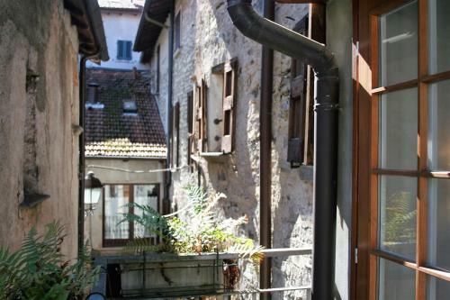 Altido Giuliana Home