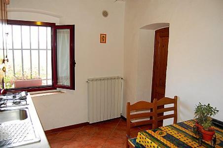 Piazza Al Serchio Villa Sleeps 4 Pool Wifi