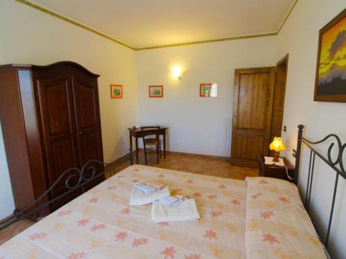 Fattoria Spedaletto Villa Sleeps 8 Pool Wifi