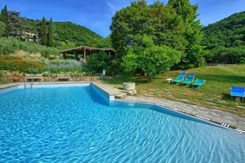 Figline Valdarno Apartment Sleeps 8